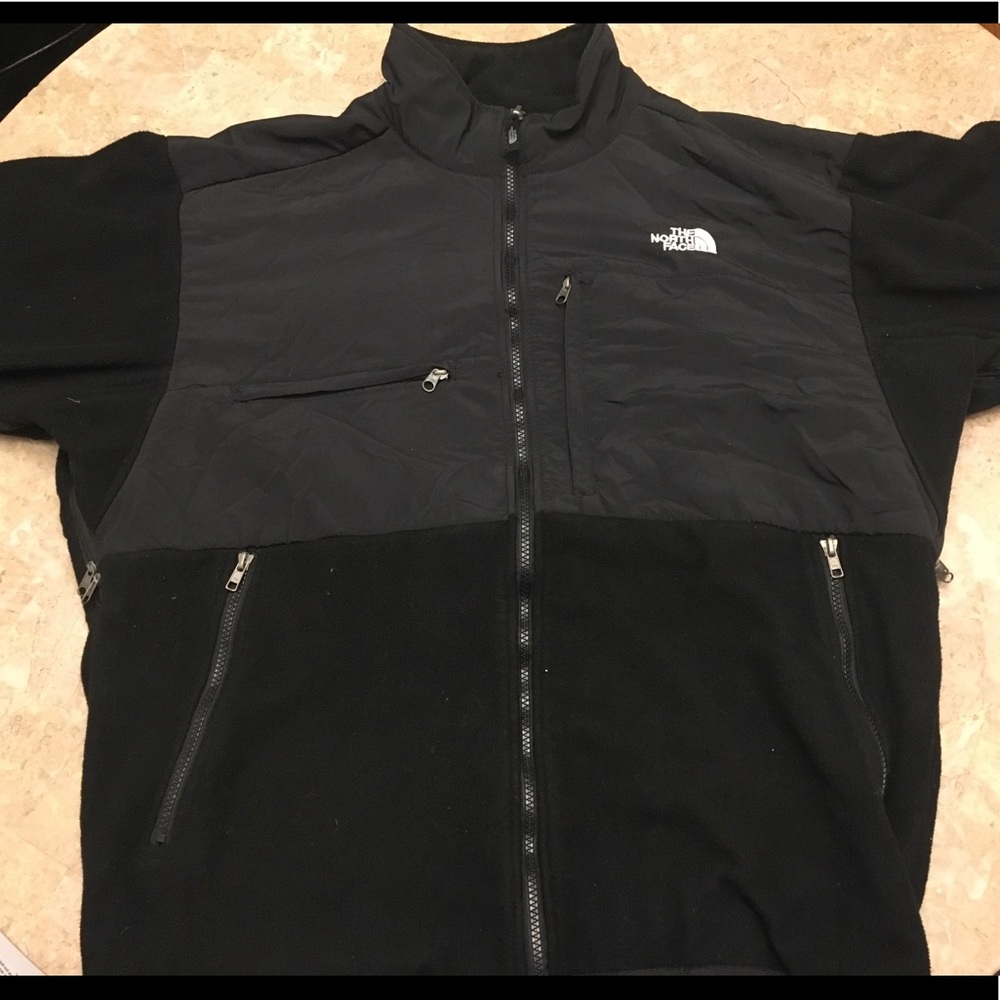 Men’s Northface fleece